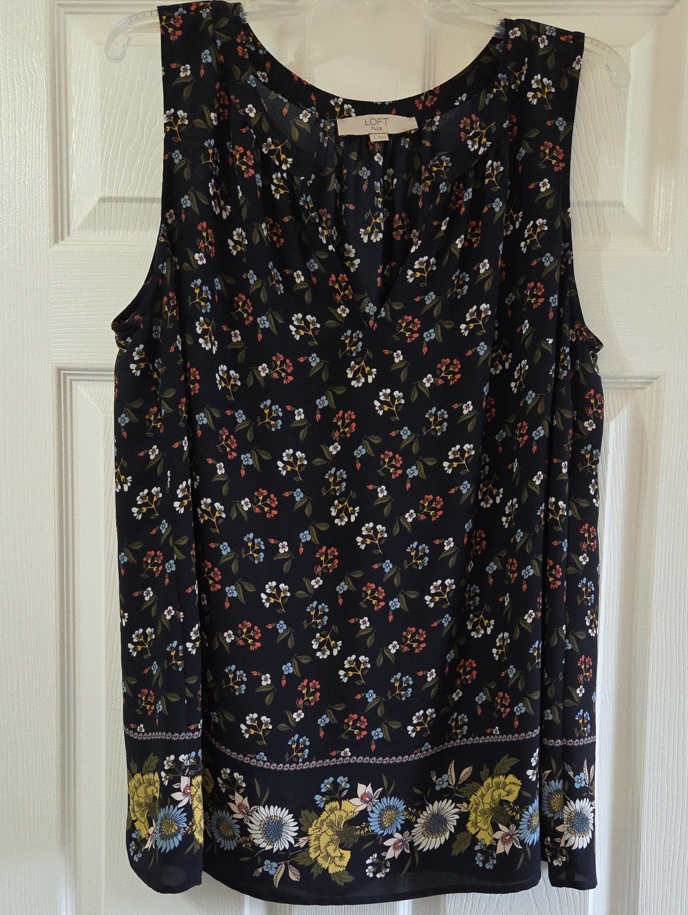 LOFT Navy Floral Sleeveless Top with Border Print, Size 16/XL - Picture 11 of 11